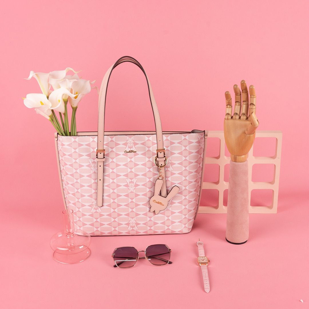 It’s a Pink Christmas this Year with Carlo Rino