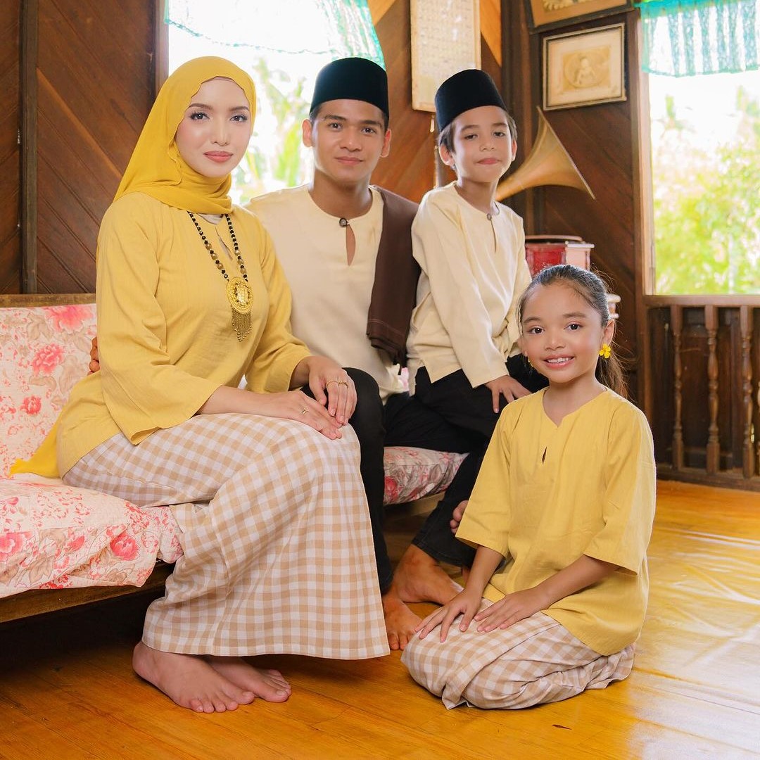 Riang Ria Raya with Fana Couture